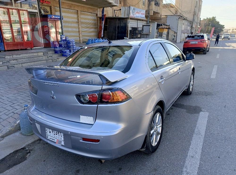 ميتسوبيشي لانسرEX